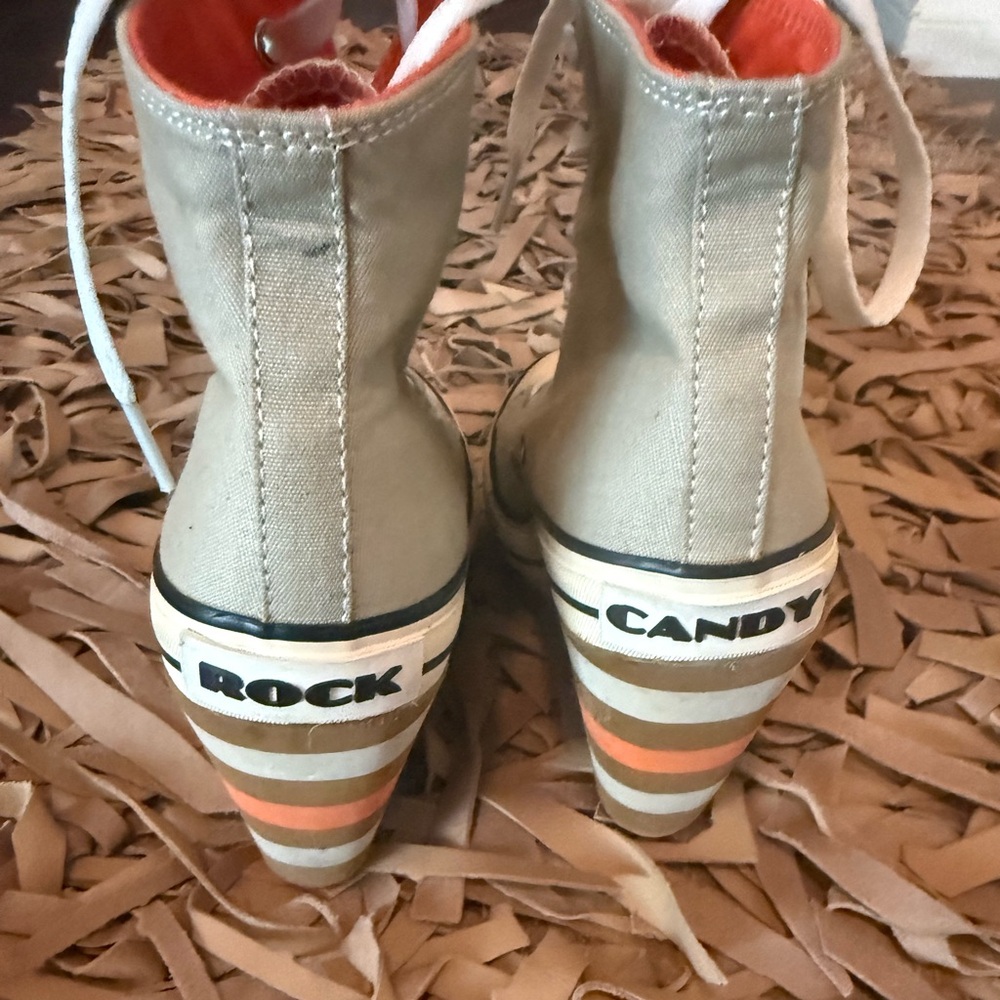 Rock & Candy Beige Wedge Sneakers with Orange Accents - Picture 4 of 10
